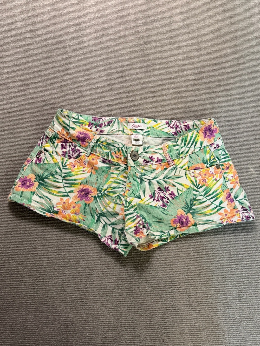 Y2K Candie’s Tropical Floral Denim Shorts Size 9 Y2K Festival Mall Girl